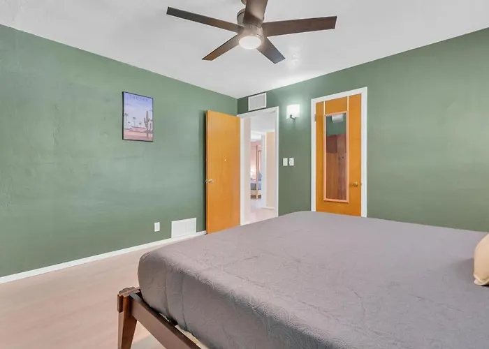 Historic Near Uofa And Downtown *
